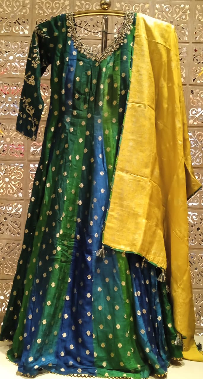 MEHENDI,HALDI PARTY WEAR GOWN