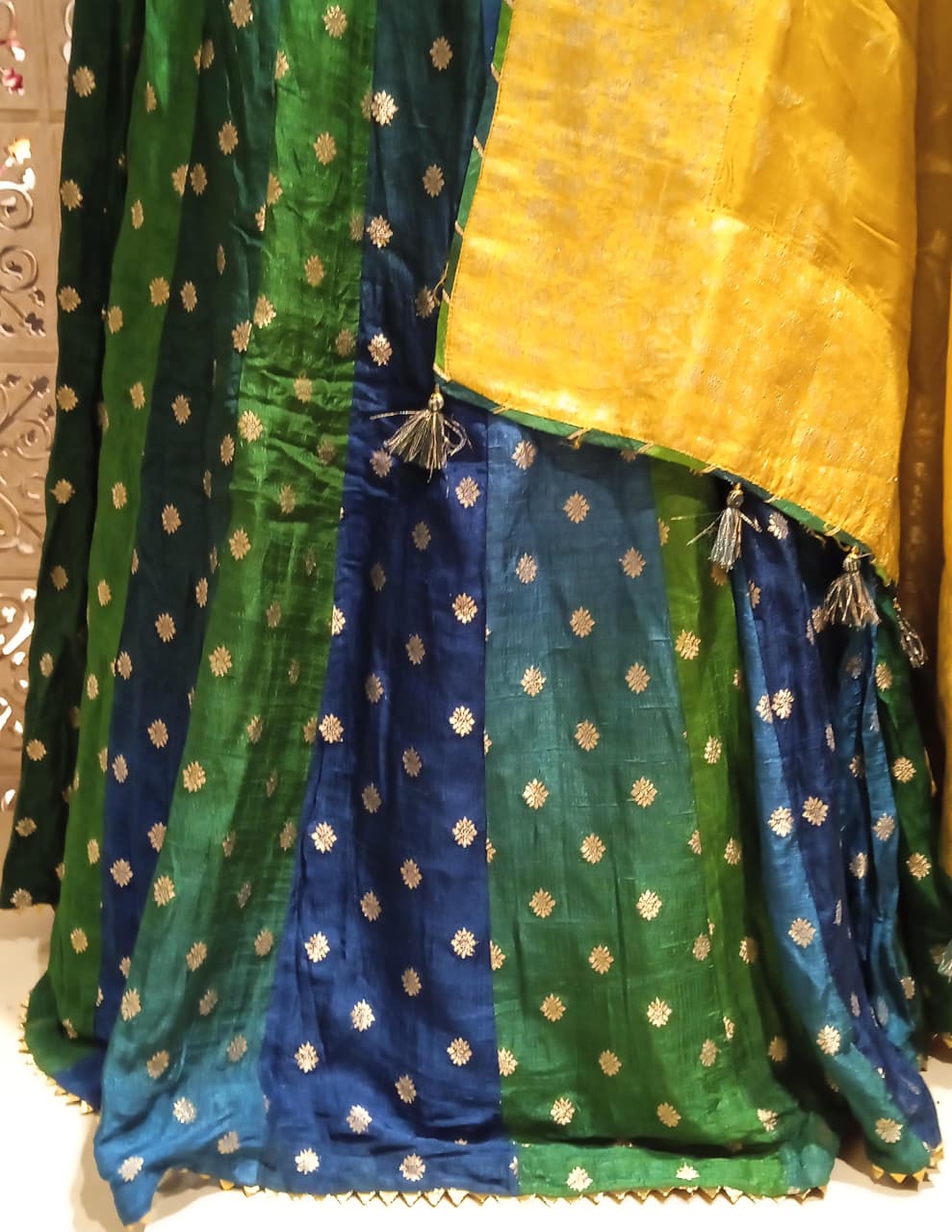 MEHENDI,HALDI PARTY WEAR GOWN