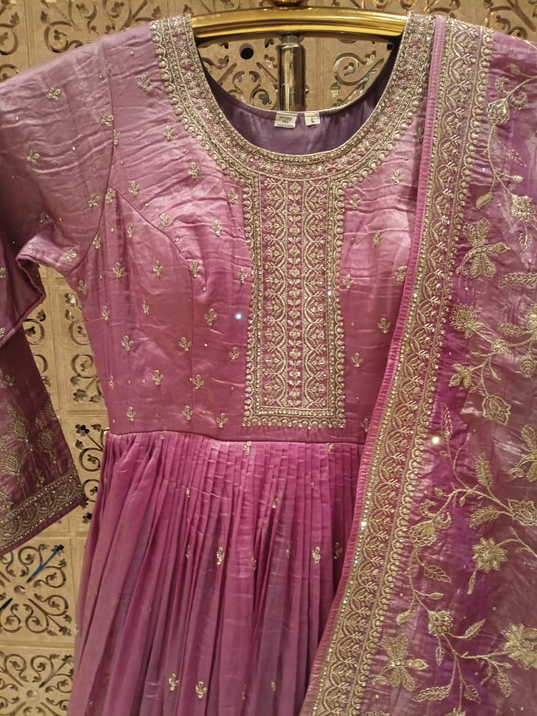 FLOOR LENGTH GOWN PARTY WEAR OUTFIT