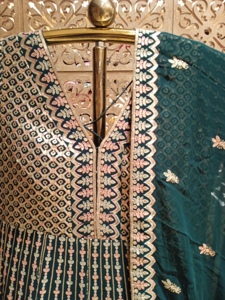 EVENING OCCASSION,FESTIVE FUNCTIONAL WEAR GOWN