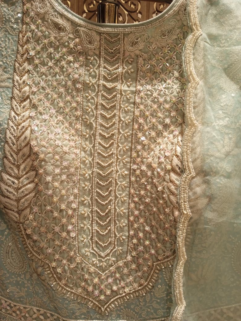 EVENING,FESTIVE OCCASSION PARTY WEAR GOWN