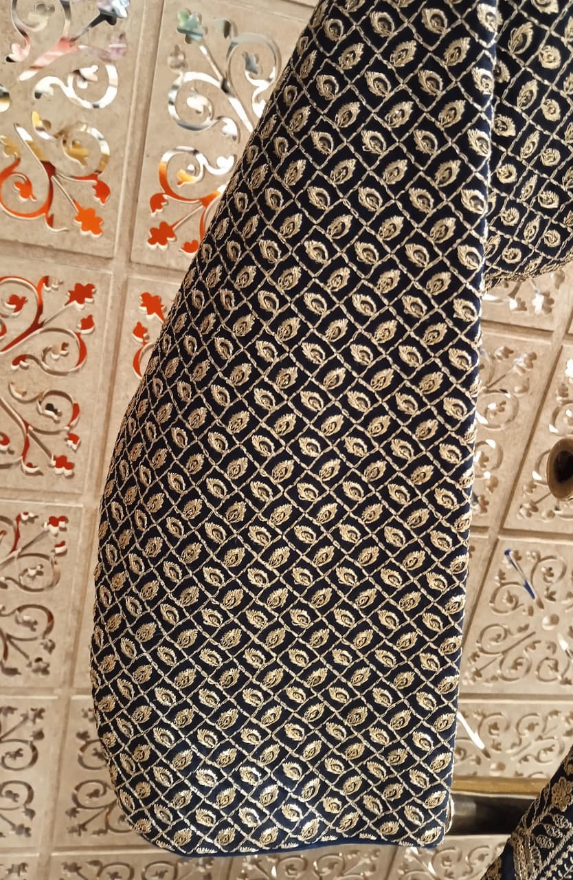FLOOR LENGTH FESTIVE OCCASSION GOWN