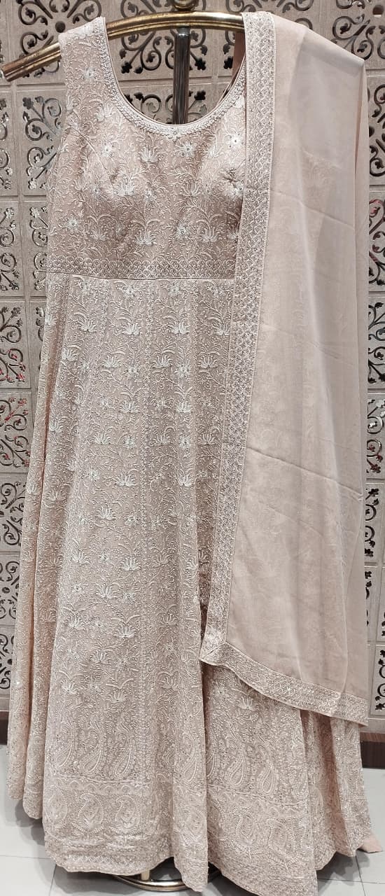 EVENING,FESTIVE OCCASSION PARTY WEAR GOWN