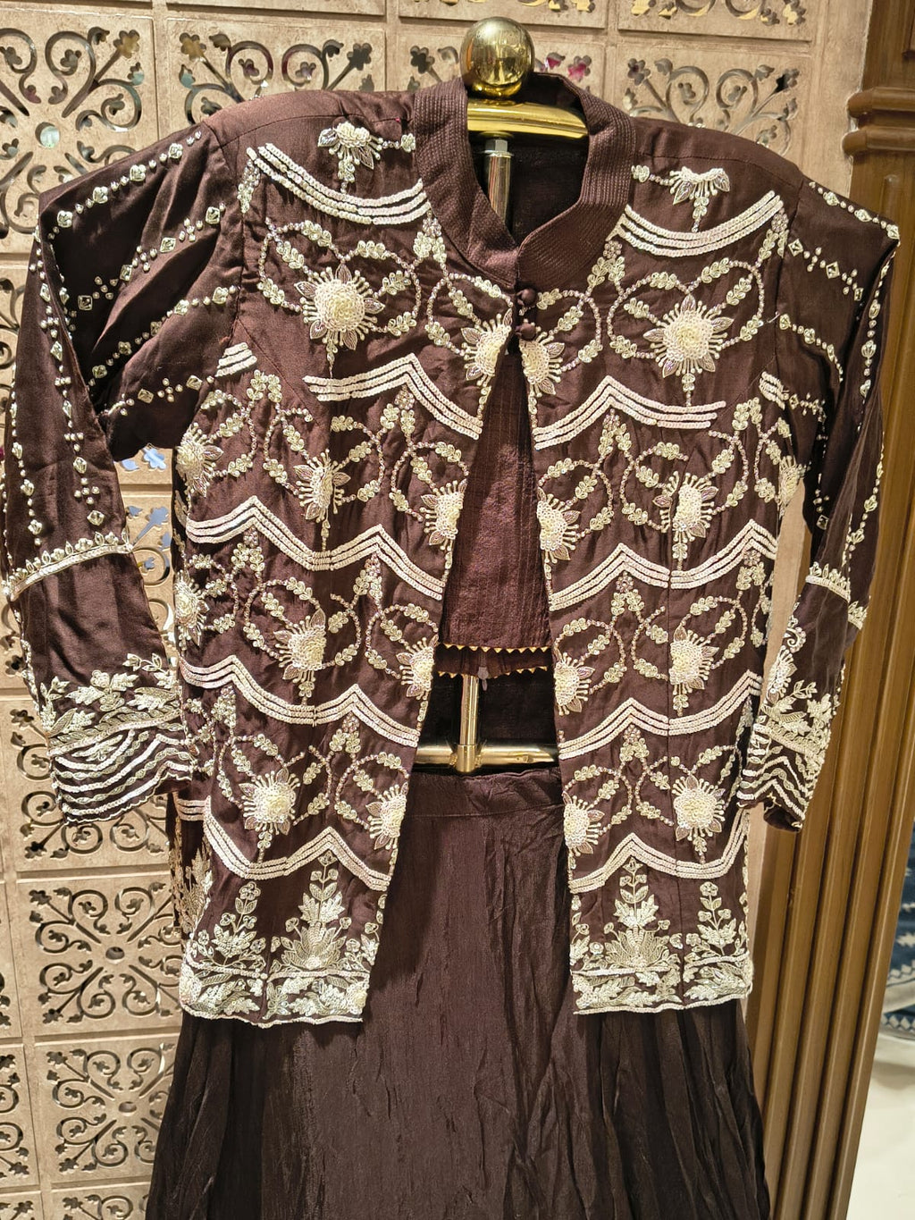 INDO-WESTERN FESTIVE LOOK OUTFIT