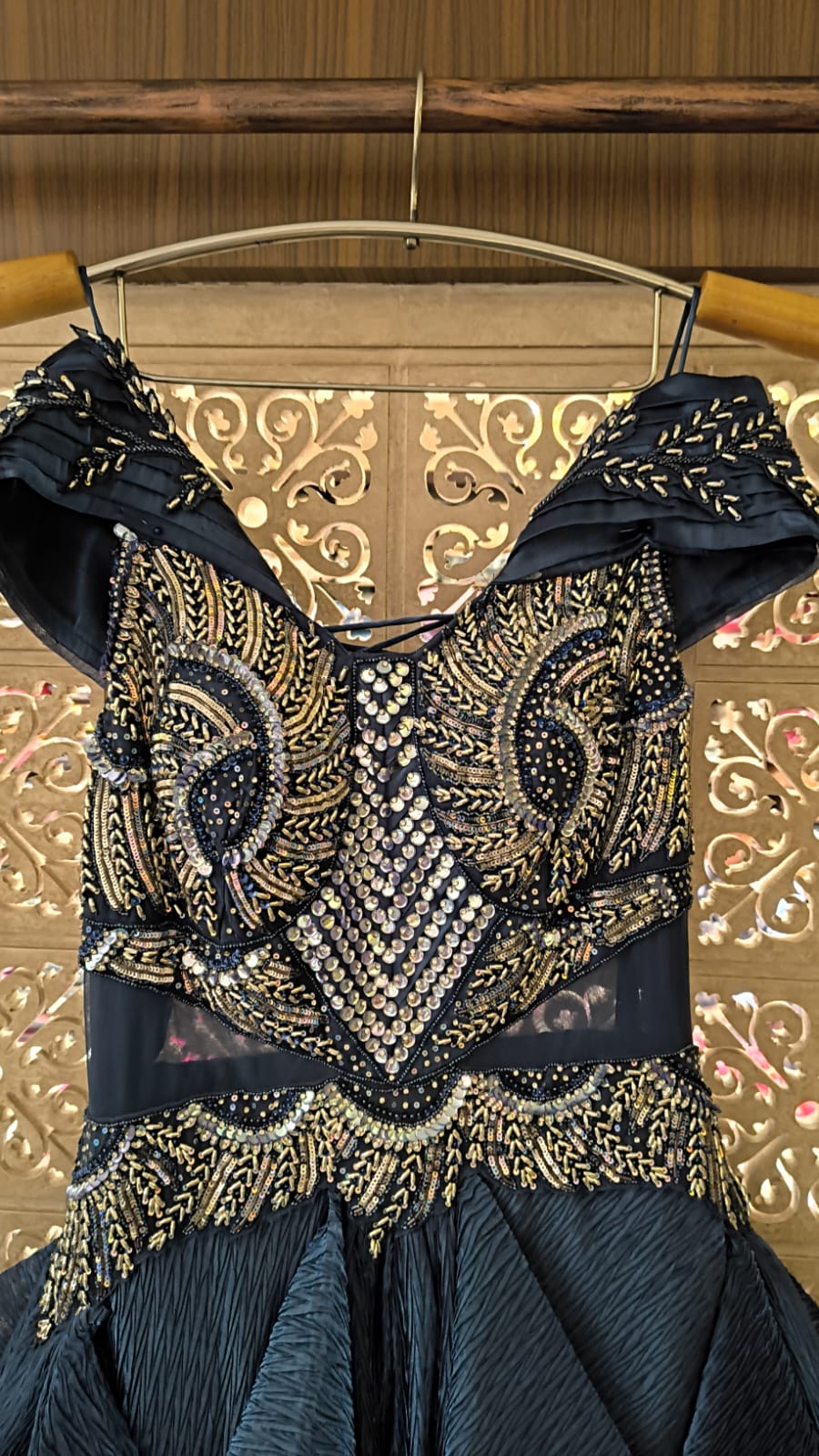 ENGAGEMENT,WEDDING RECEPTION FUNCTIONAL PARTY WEAR GOWN