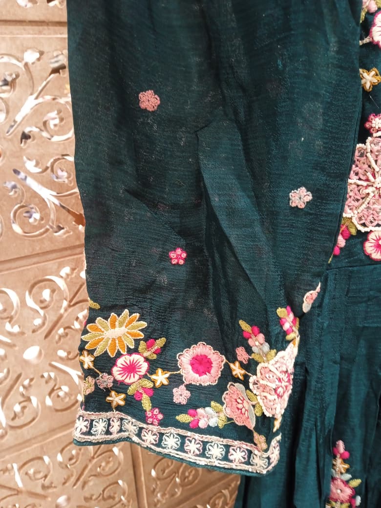 PARTY WEAR FESTIVE OCCASSIO OUTFIT