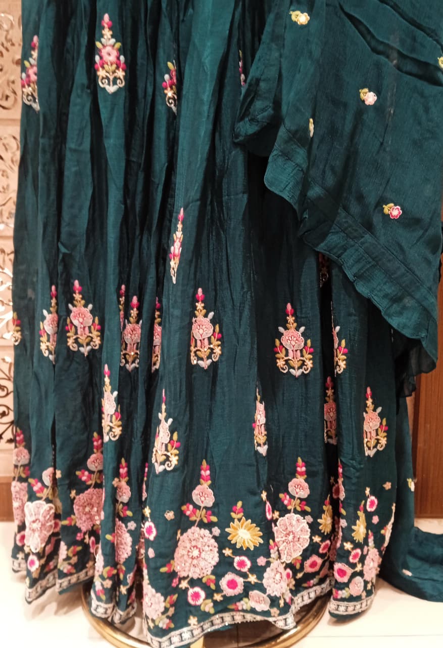 PARTY WEAR FESTIVE OCCASSIO OUTFIT