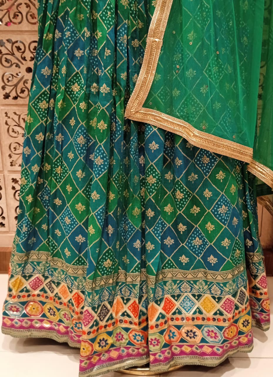 FLOOR LENGTH PARTY WEAR OUTFIT