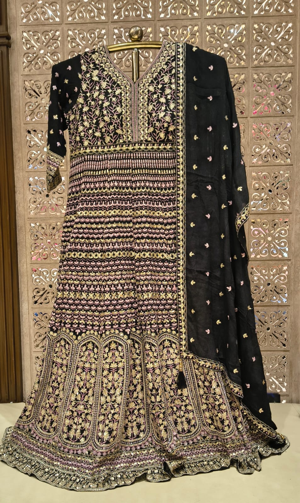 FESTIVE OCCASSION PARTY WEAR GOWN