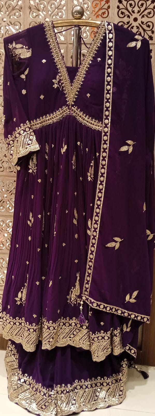 FUNCTIONAL FESTIVE  OCCASSION PARTY WEAR OUTFIT