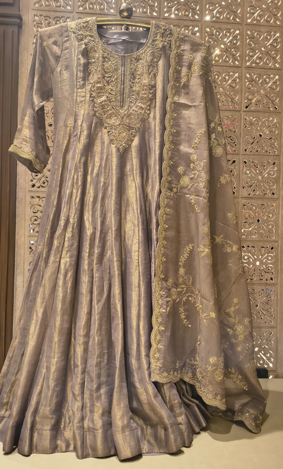 FLOOR LENGTH PARTY WEAR GOWN
