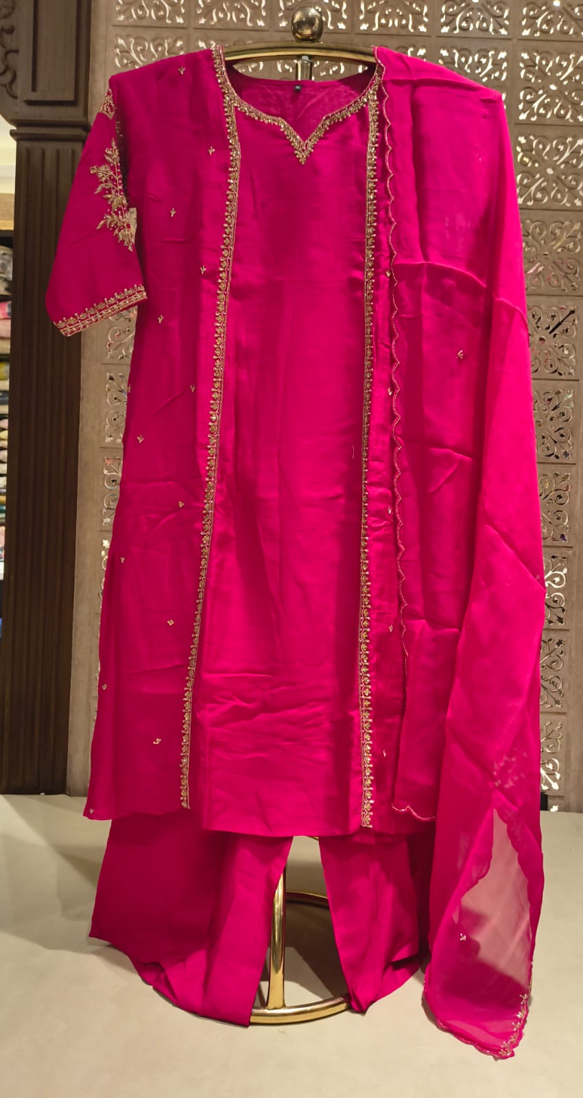 PARTY WEAR FESTIVE OCCASSION OUTFIT