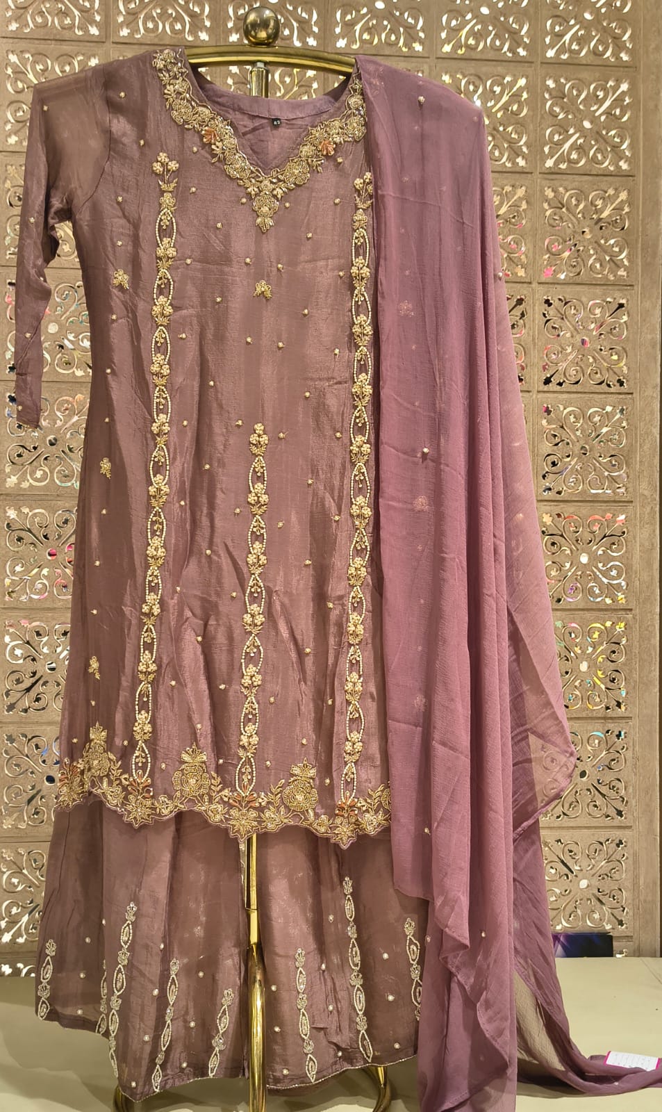 FESTIVE FUNCTIONAL PARTY WEAR OUTFIT
