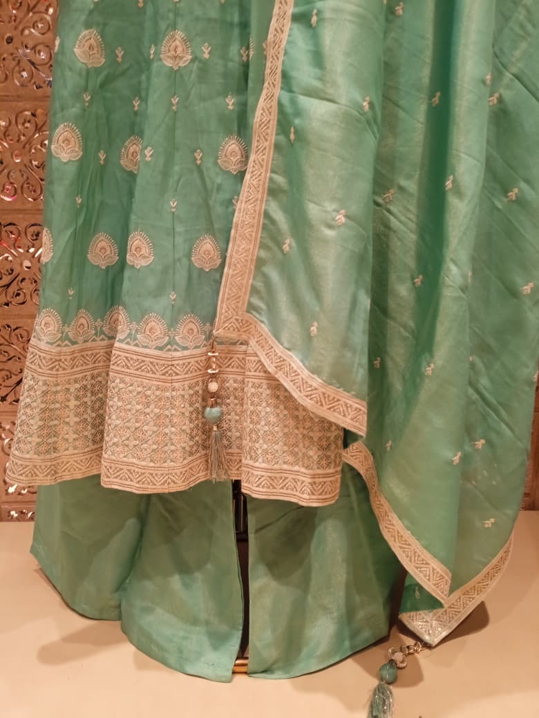 PARTY WEAR FESTIVE OCCASSION OUTFIT