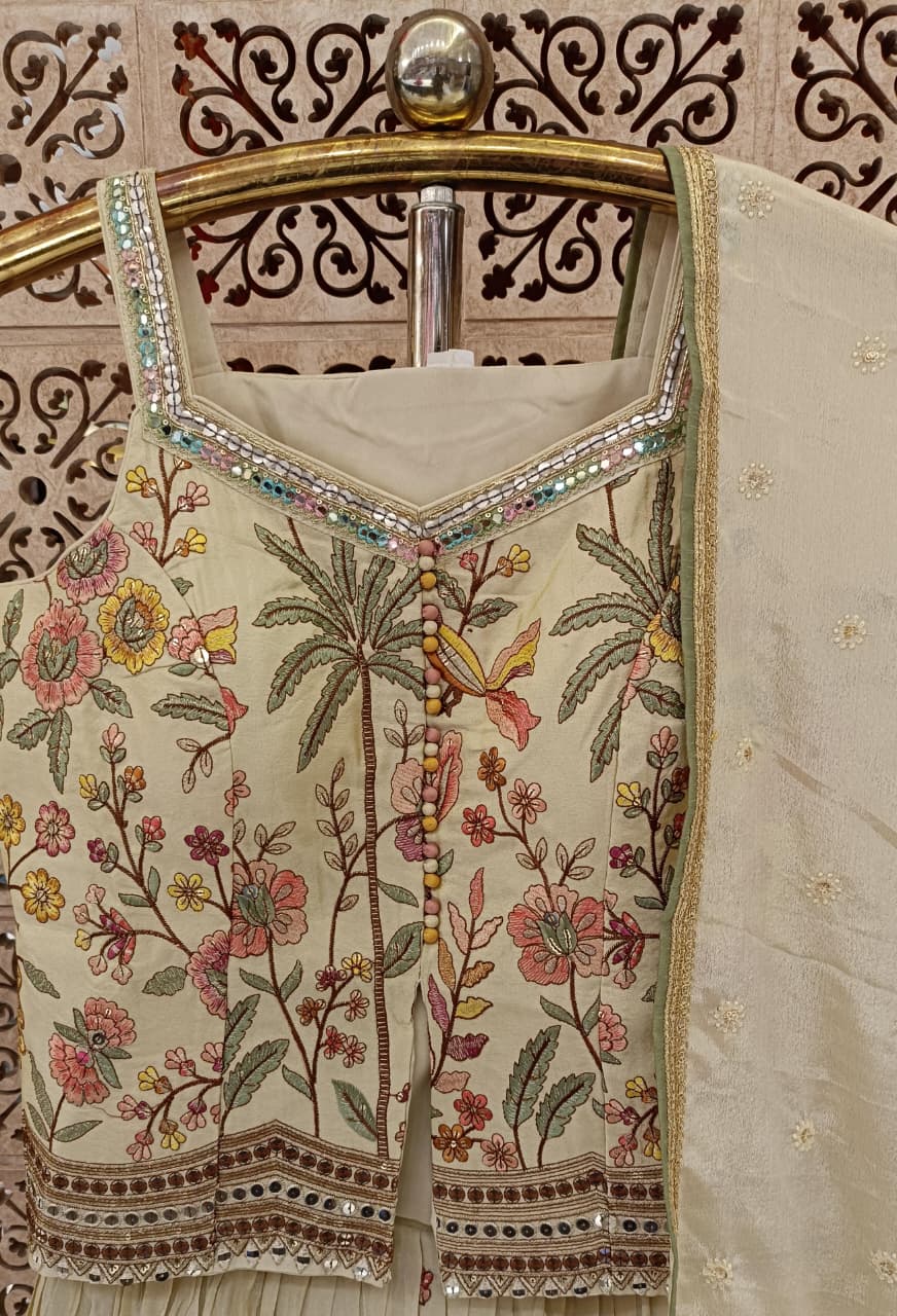 RECEPTION,WEDDING,FUNCTIONAL PARTY WEAR OUTFIT