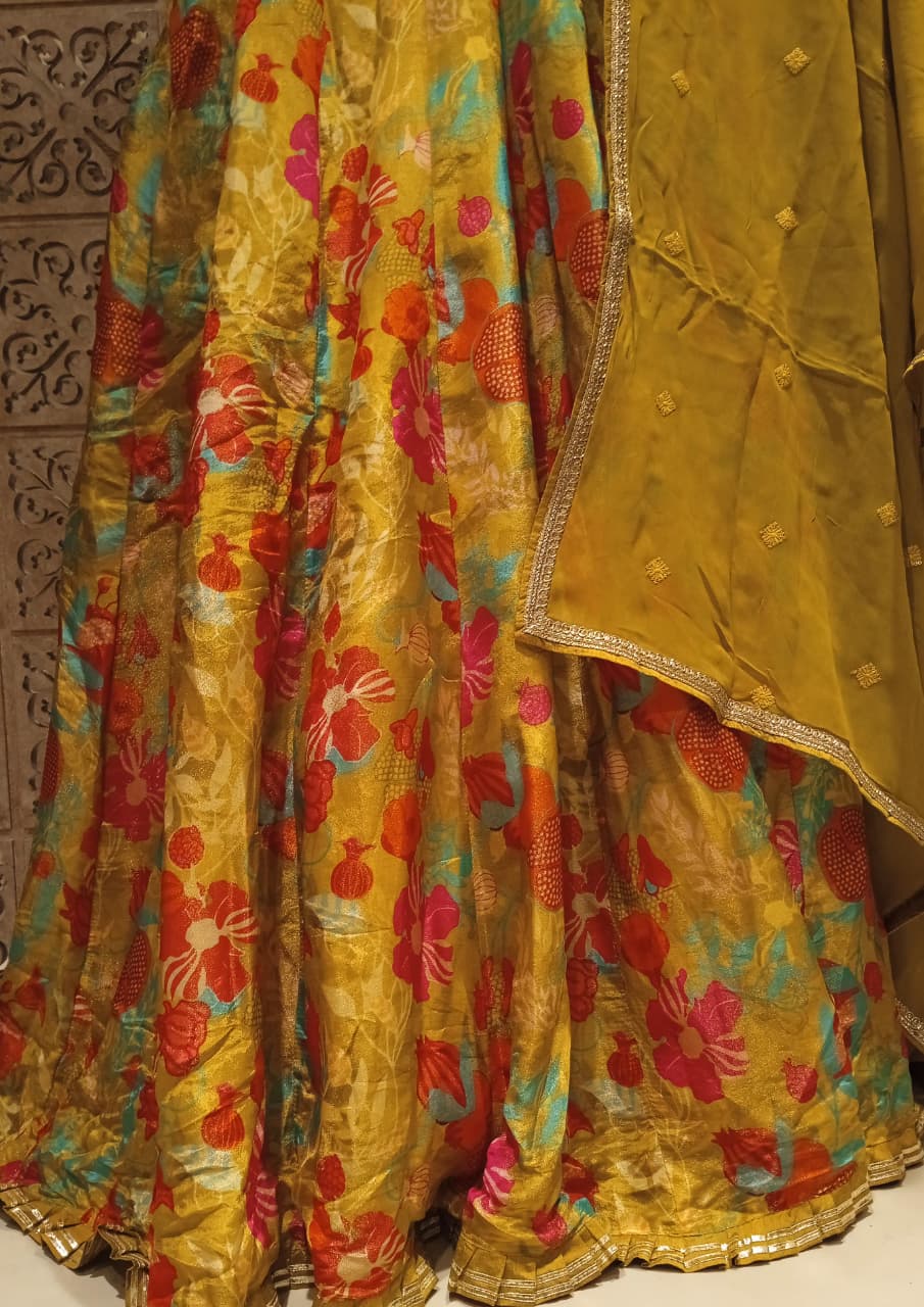 FLOOR LENGTH PARTY WEAR GOWN