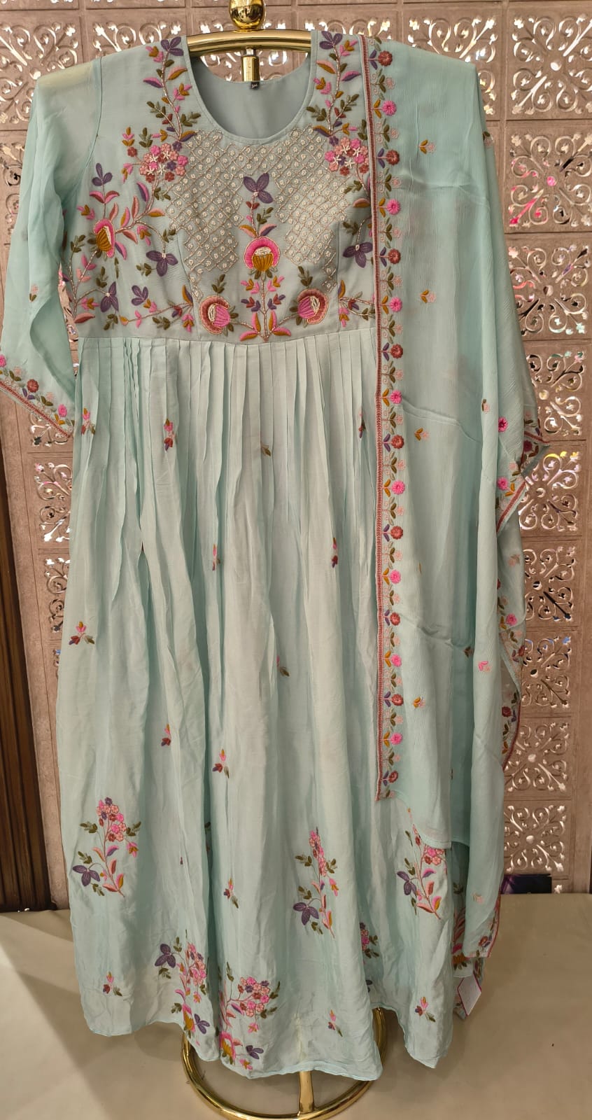 PARTY WEAR ANARKALI OUTFIT