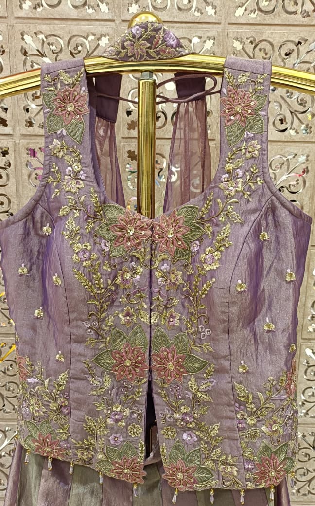 INDO-WESTERN FUNCTIONAL PARTY WEAR OUTFIT