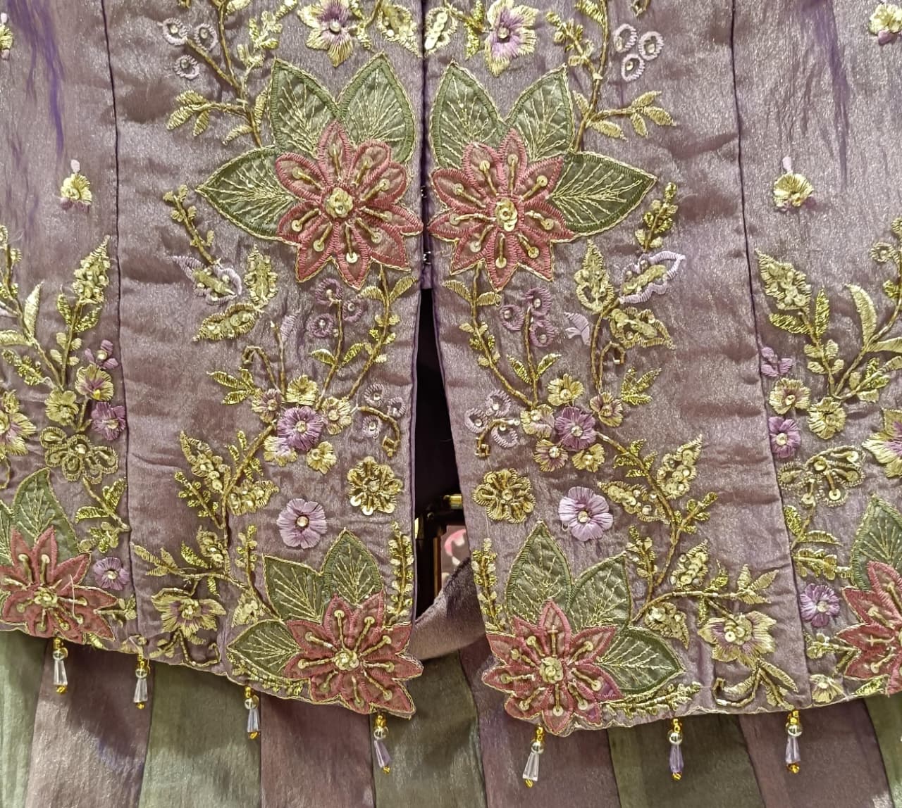 INDO-WESTERN FUNCTIONAL PARTY WEAR OUTFIT