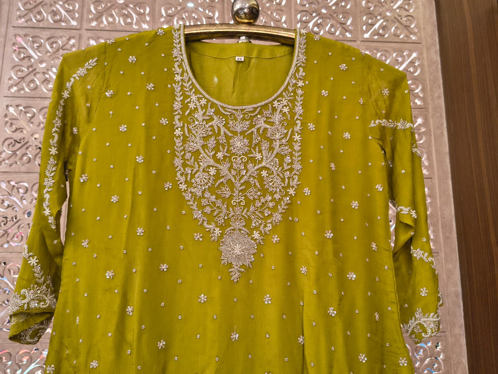 FESTIVE OCCASSION PARTY WEAR OUTFIT