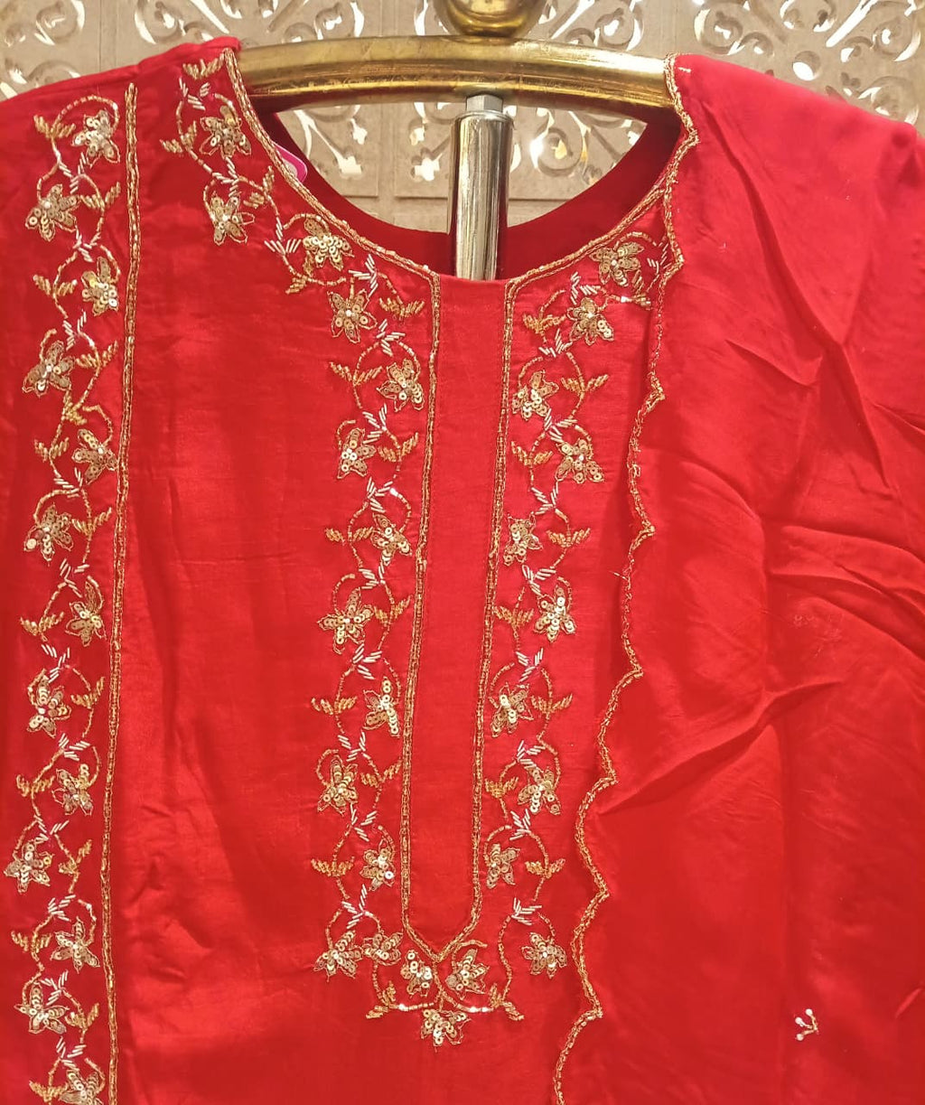 FESTIVE OCCASSION FUNCTIONAL PARTY WEAR OUTFIT