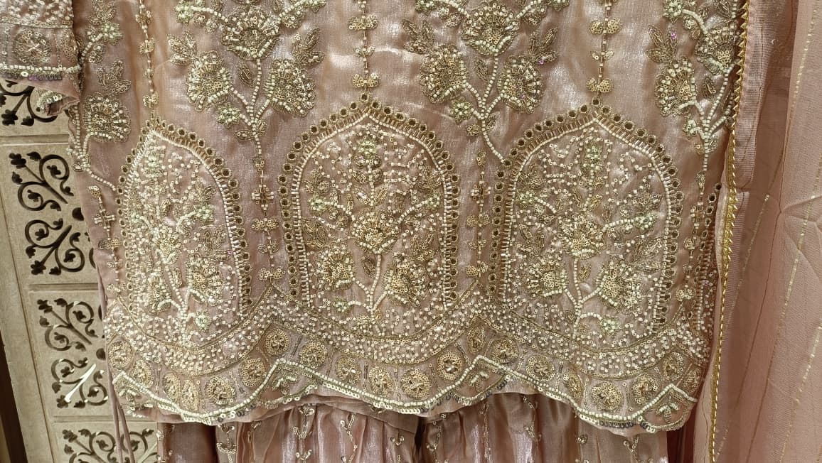 FESTIVE OCCASSION PARTY WEAR OUTFIT