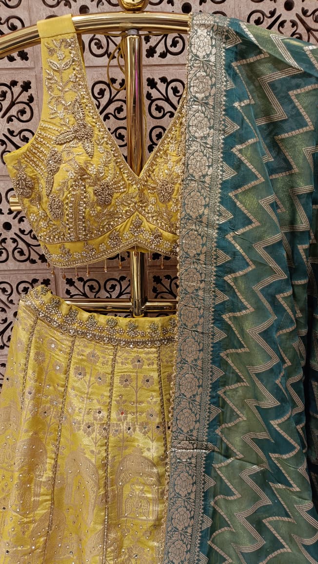 HALDI,MEHENDI FESTIVE OCCASSION PARTY WEAR OUTFIT