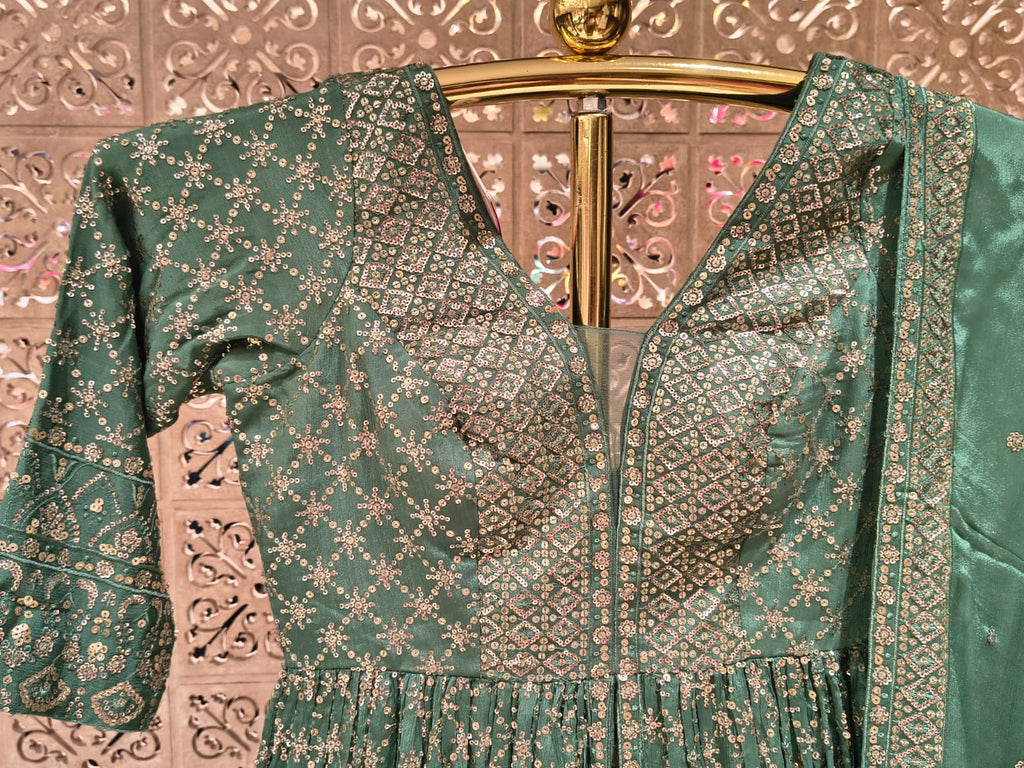 FRONT-CUT STYLE PARTY WEAR OUTFIT