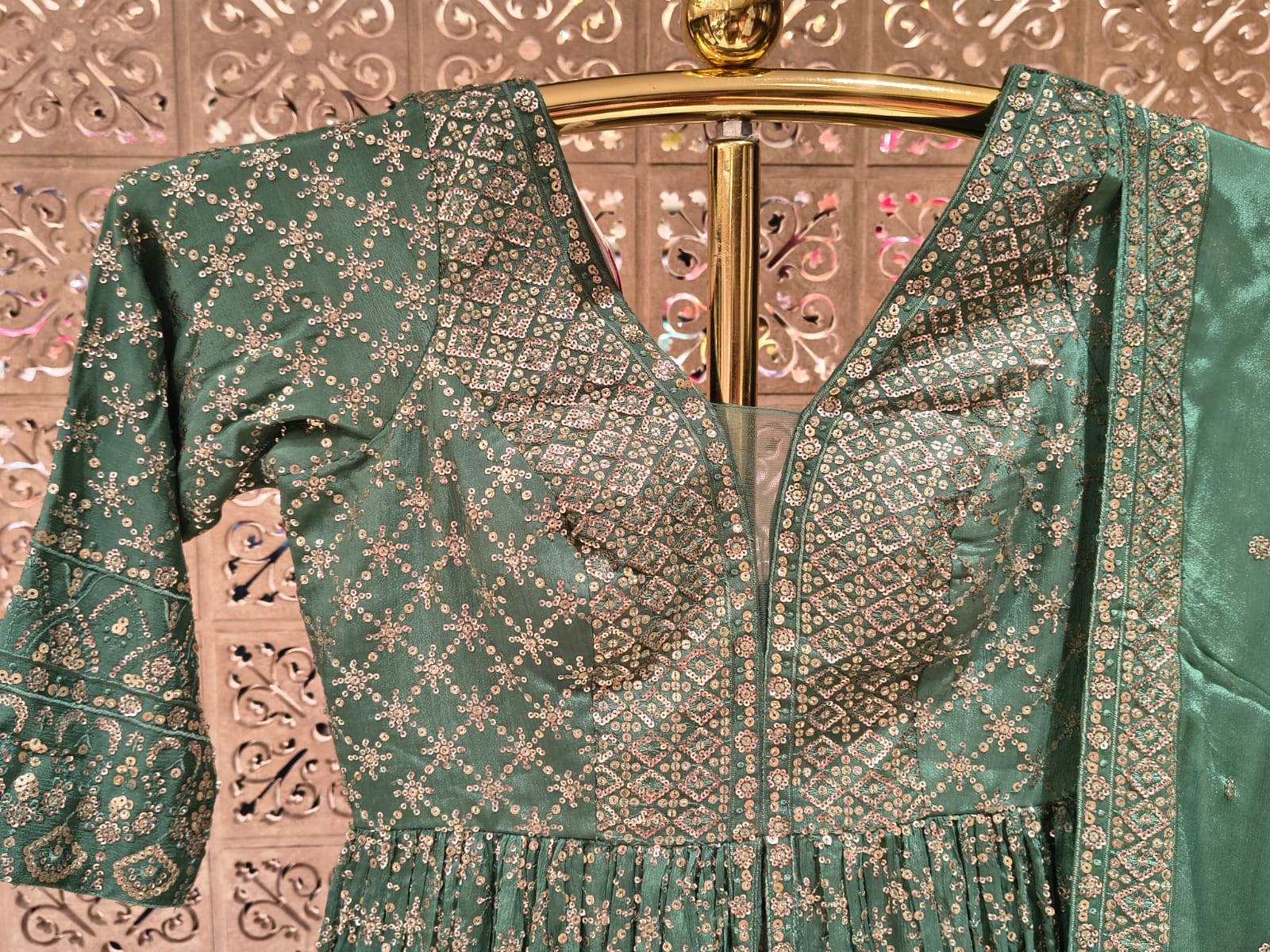 FRONT-CUT STYLE PARTY WEAR OUTFIT