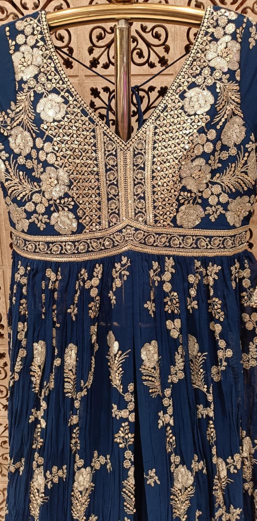 FESTIVE OCCASSION FUNCTIONAL PARTY WEAR OUTFIT