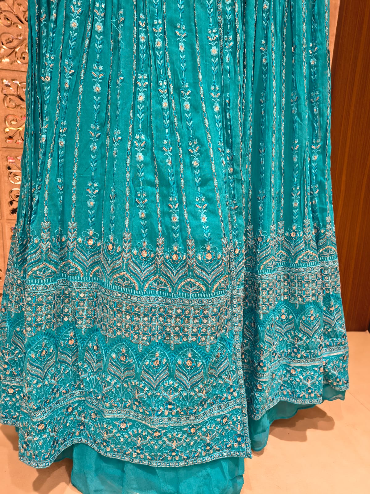 FUNCTIONAL FESTIVE OCCASSION PARTY WEAR OUTFIT