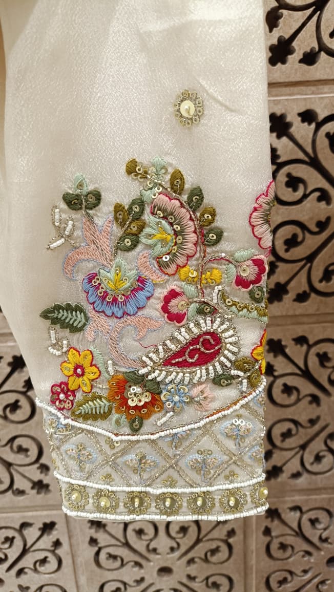 FESTIVE OCCASSION FUNCTIONAL PARTY WEAR OUTFIT