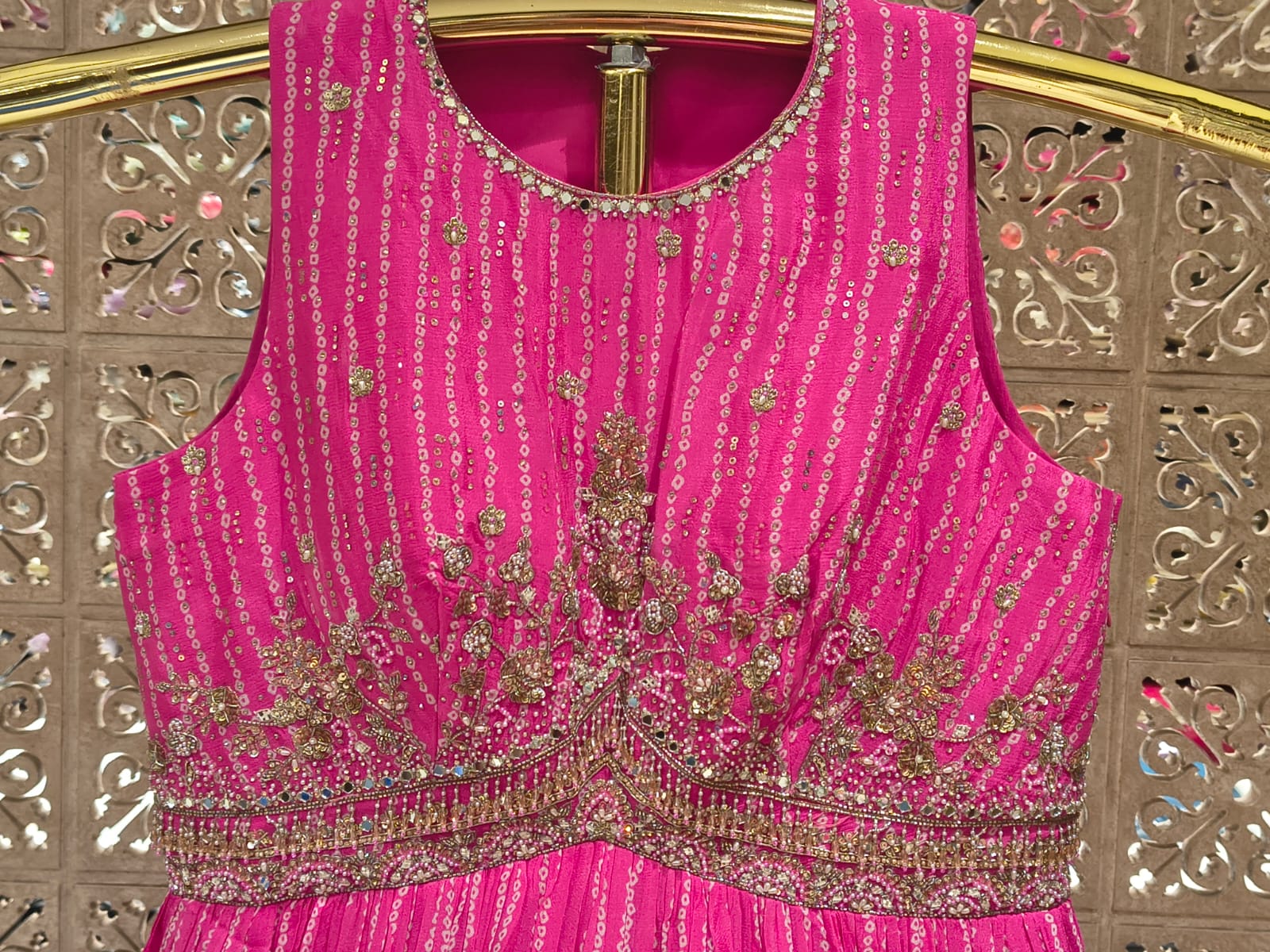 FUNCTIONAL FESTIVE OCCASSION PARTY WEAR OUTFIT