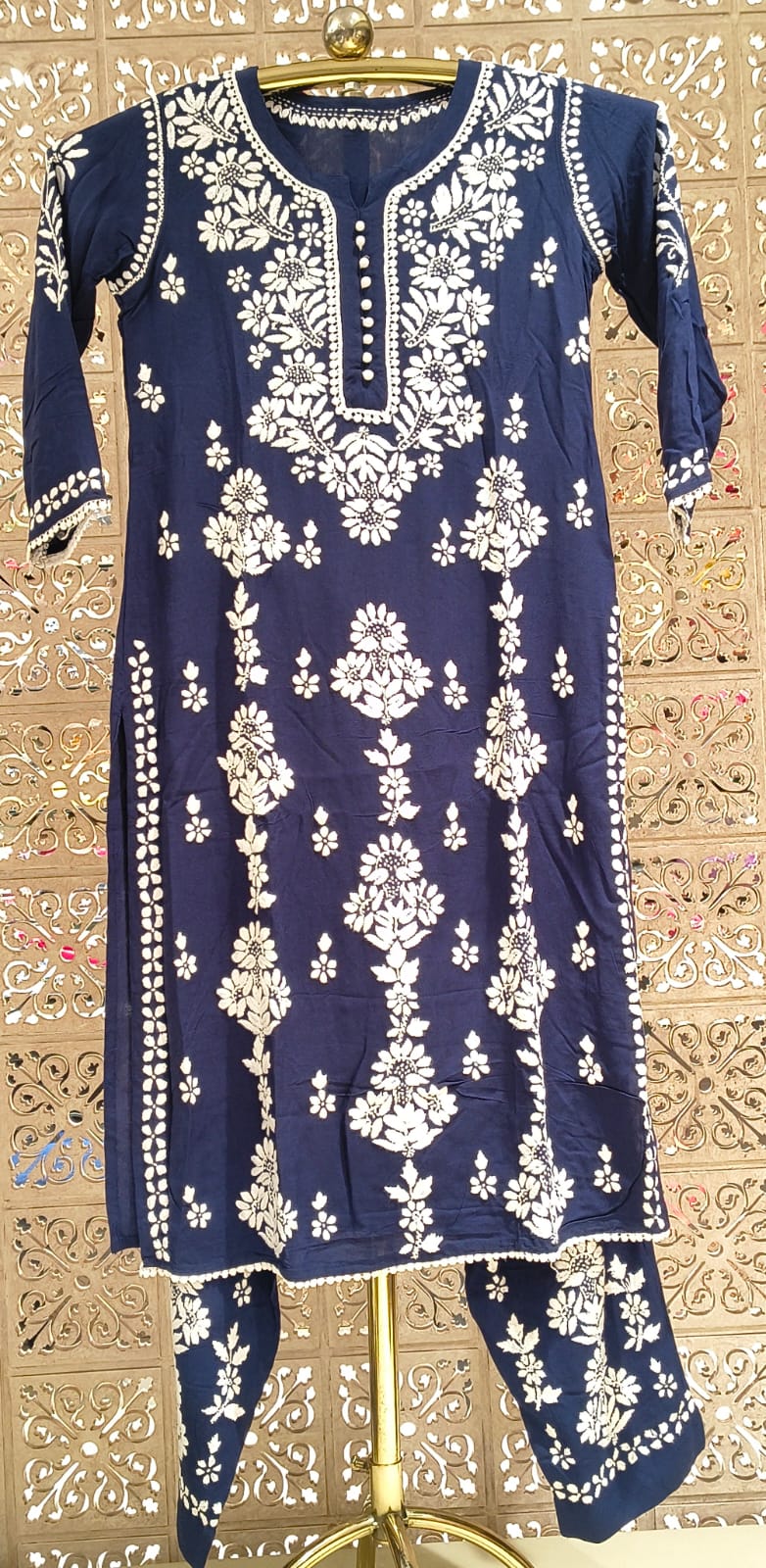 DAILY WEAR LAKHNAVI KURTA SET