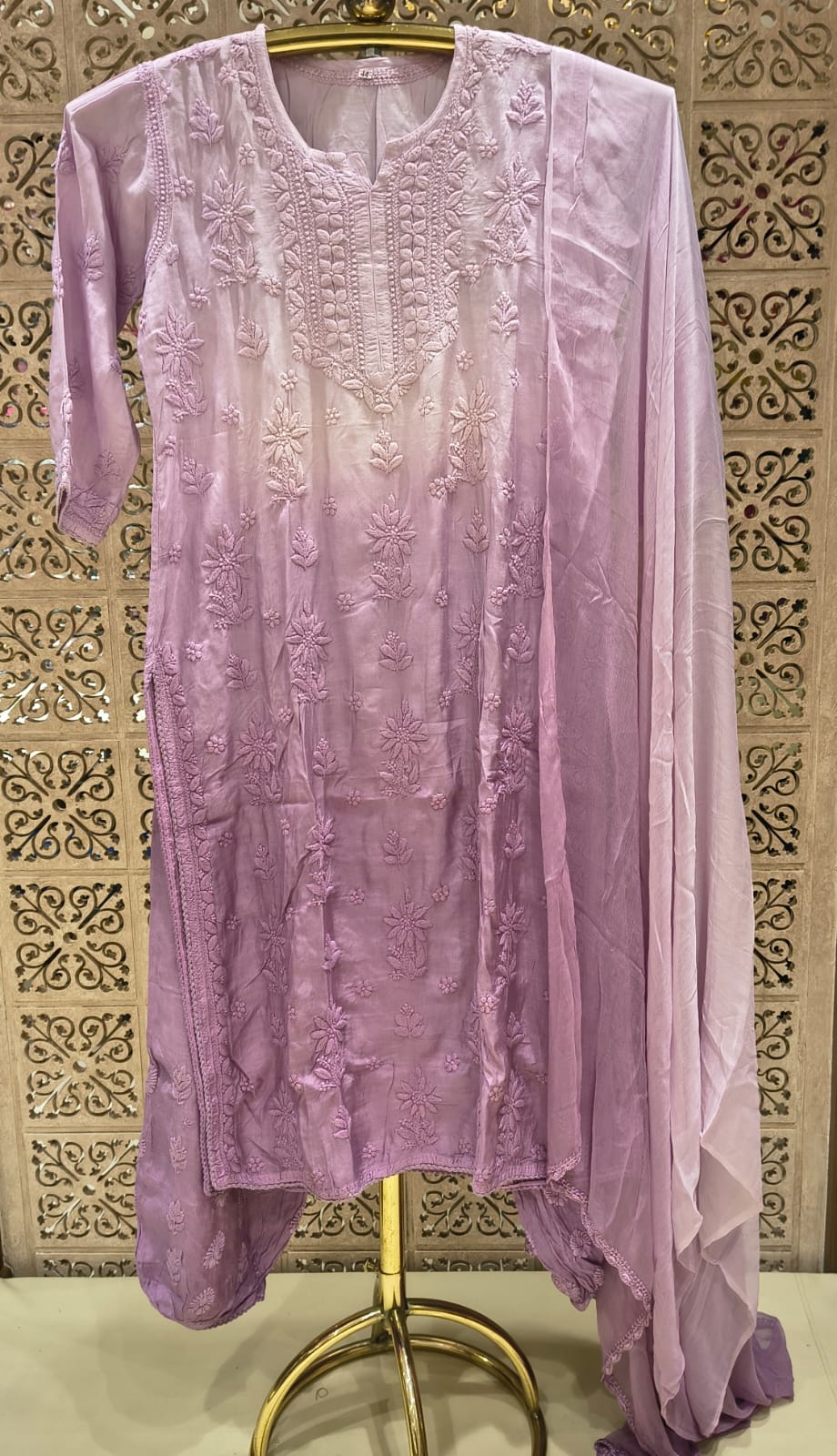 DAILY WEAR LAKHNAVI KURTA SET