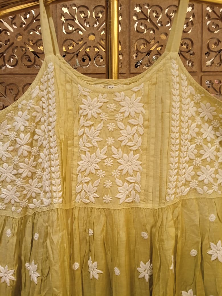 SPHAGETI STYLE LAKHNAVI KURTA SET