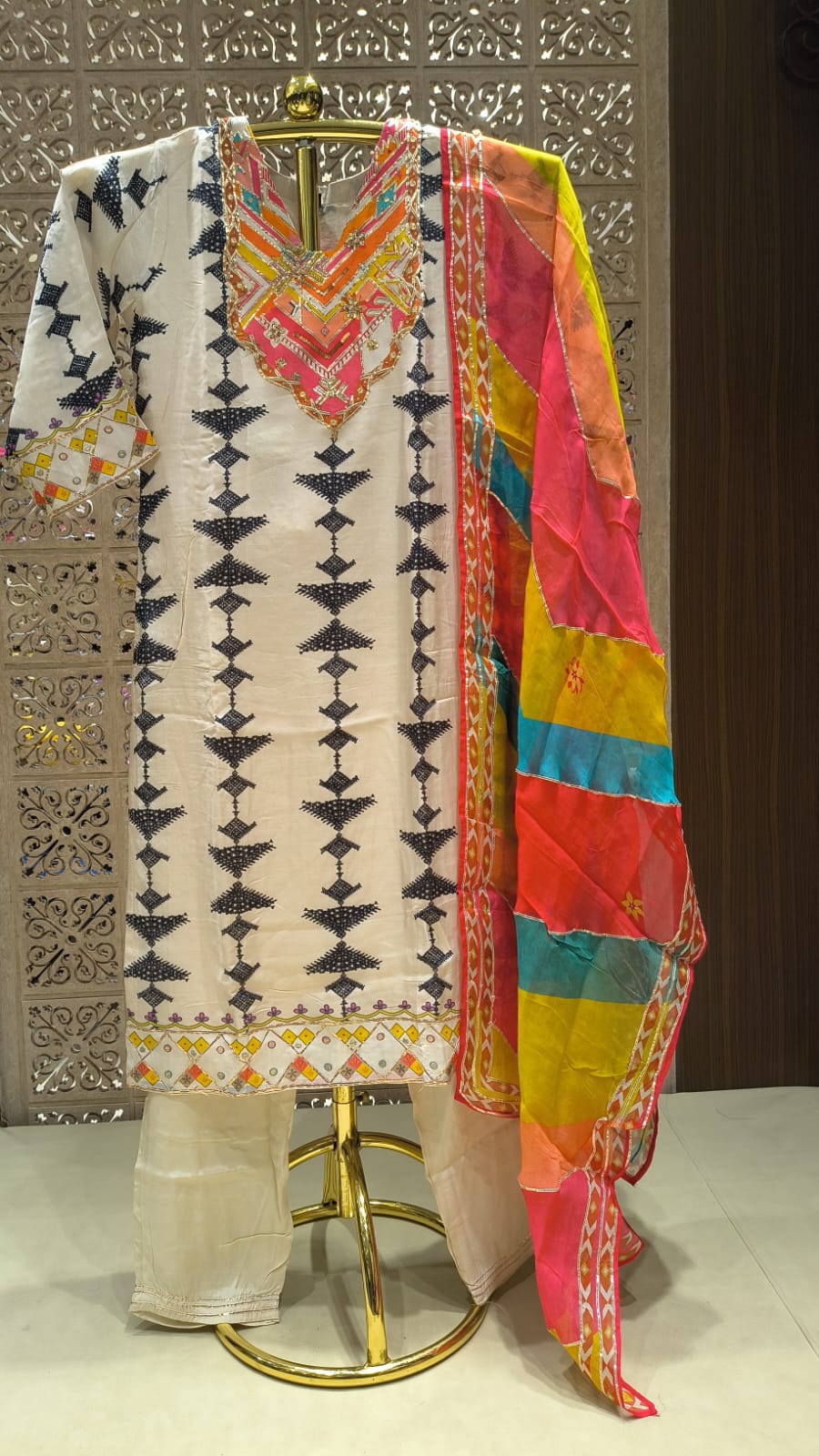 DAILY CASUAL WEAR KURTA SET