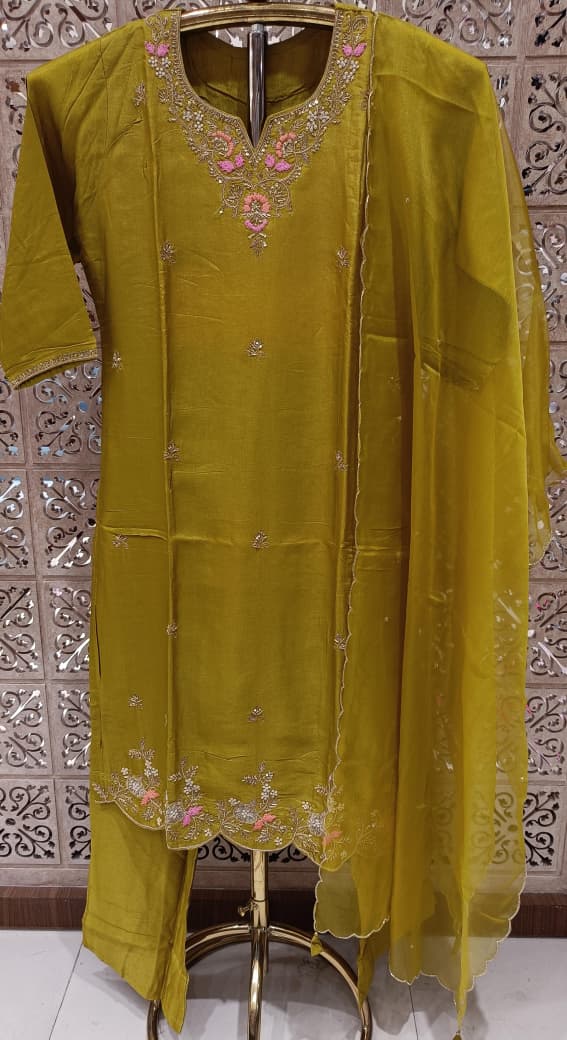 SEMI FESTIVE KURTA SET
