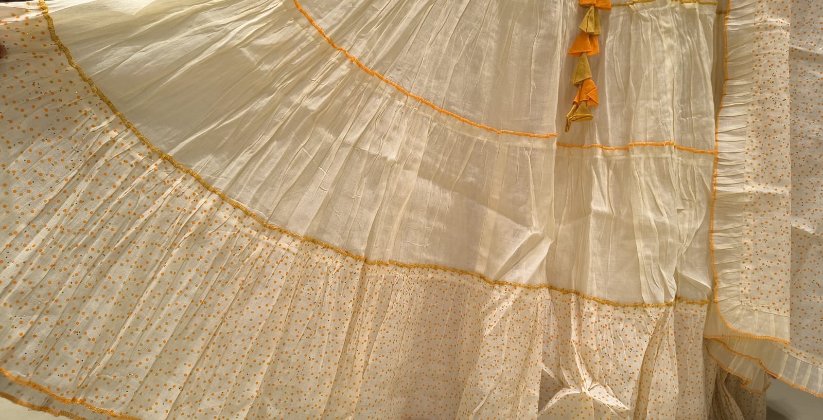 SEMI OCCASSION FLOOR LENGTH GOWN