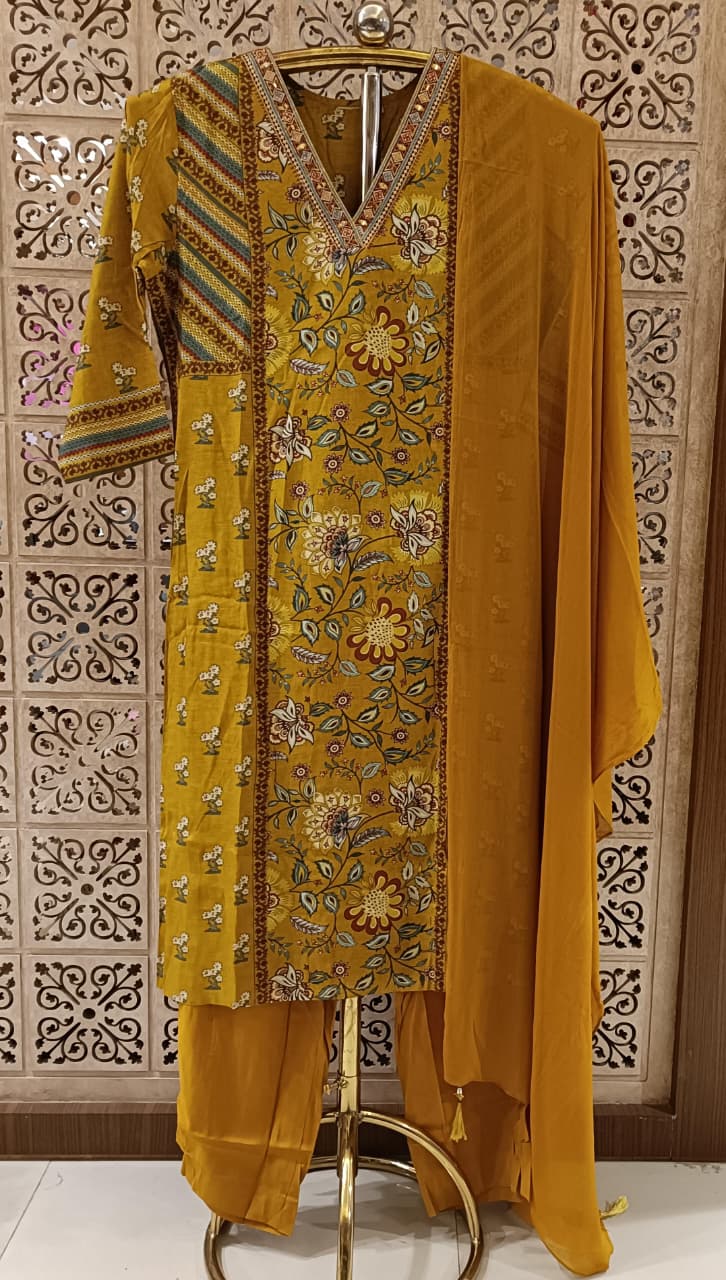 DAILY WEAR KURTA SET