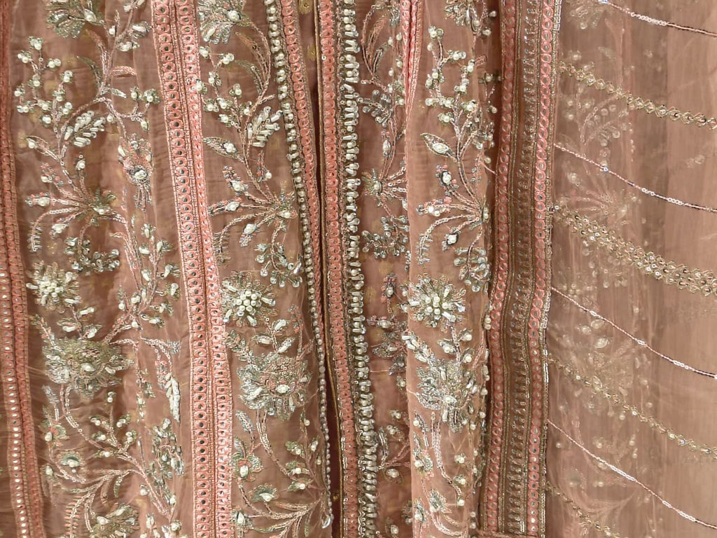 PAKISTANI FRONT CUT STYLE OUTFIT