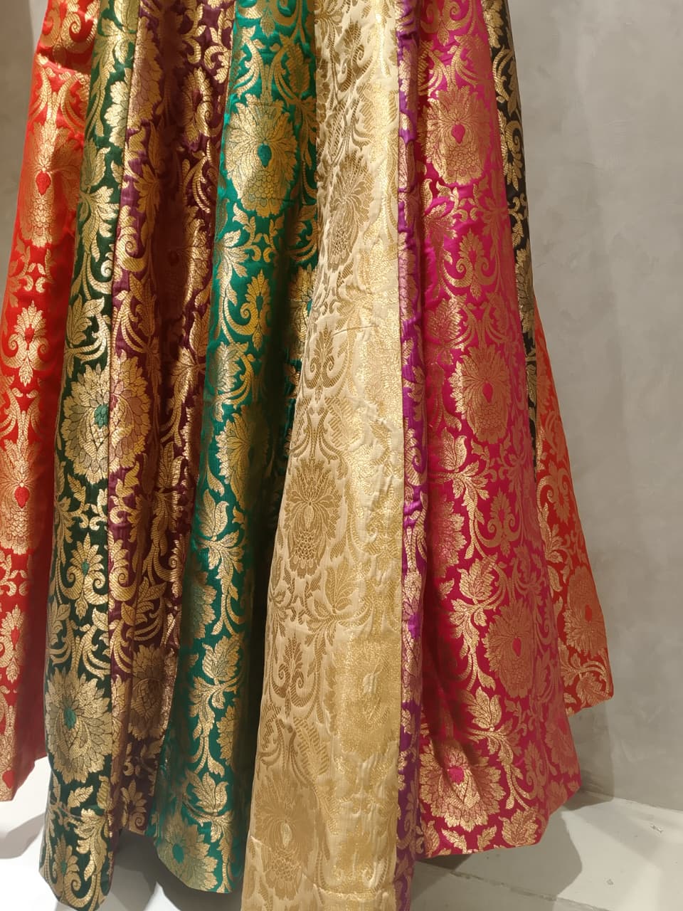WEDDING,FUNCTIONAL MIRROR WORK CORSET DESIGNER LEHENGA