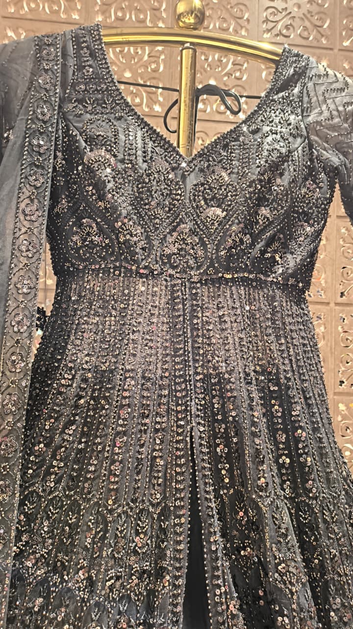 WEDDIN,RECEPTION,FUNCTIONAL PARTY WEAR OUTFIT