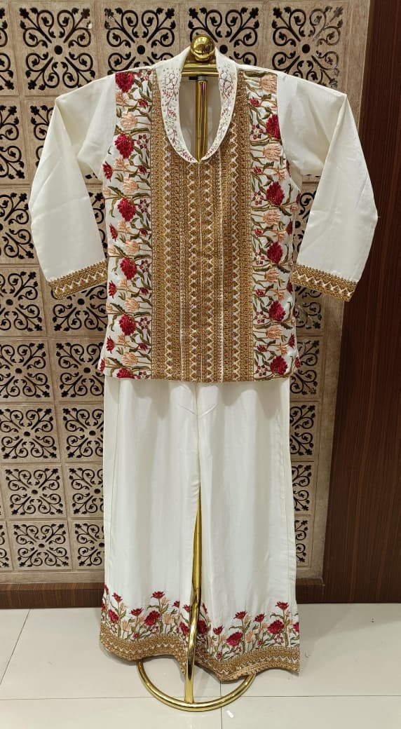 FESTIVE OCCASSION,PARTY WEAR OUTFIT