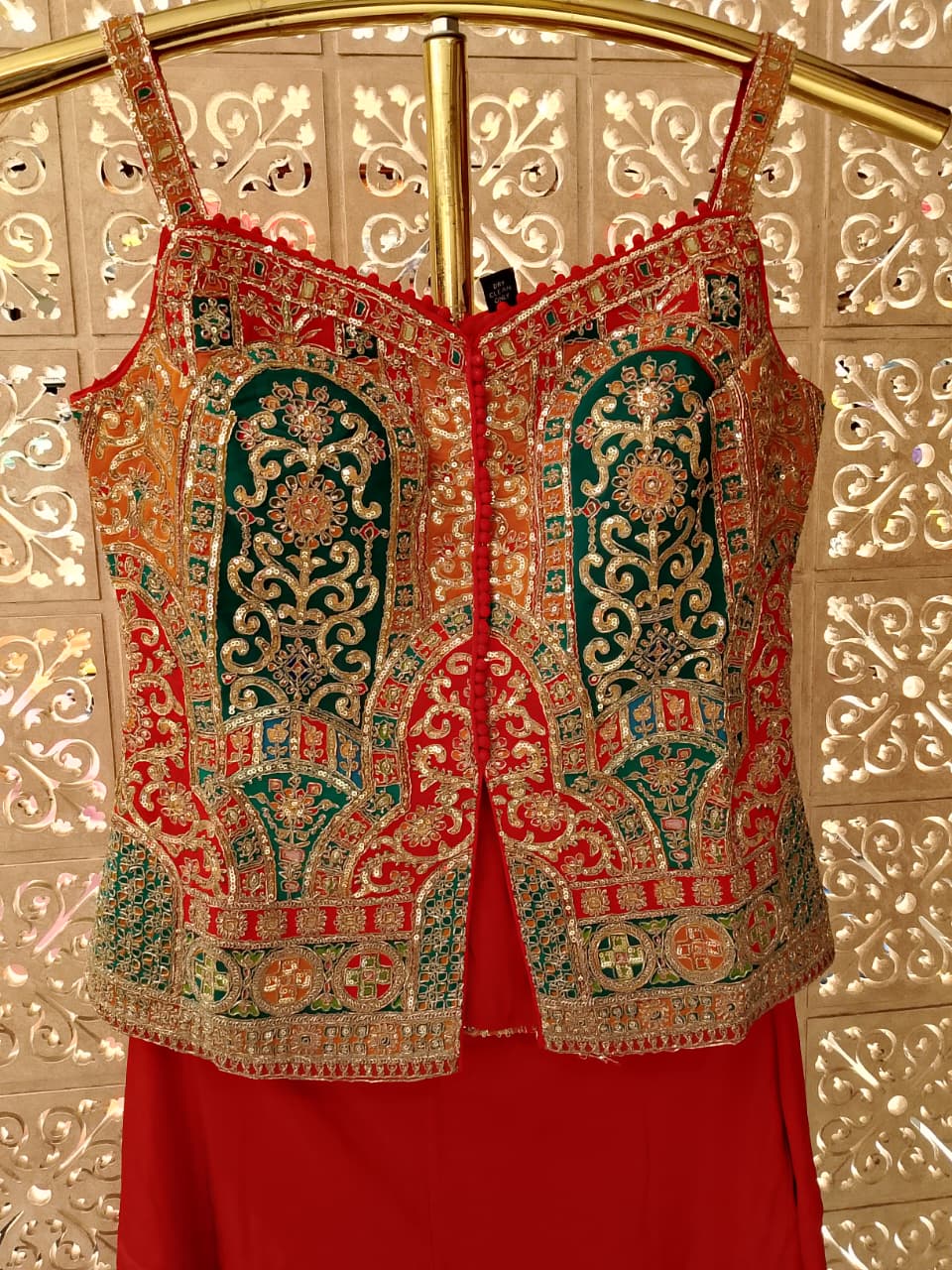 DESINGNER FESTIVE OCCASSION PARTY WEAR OUTFIT