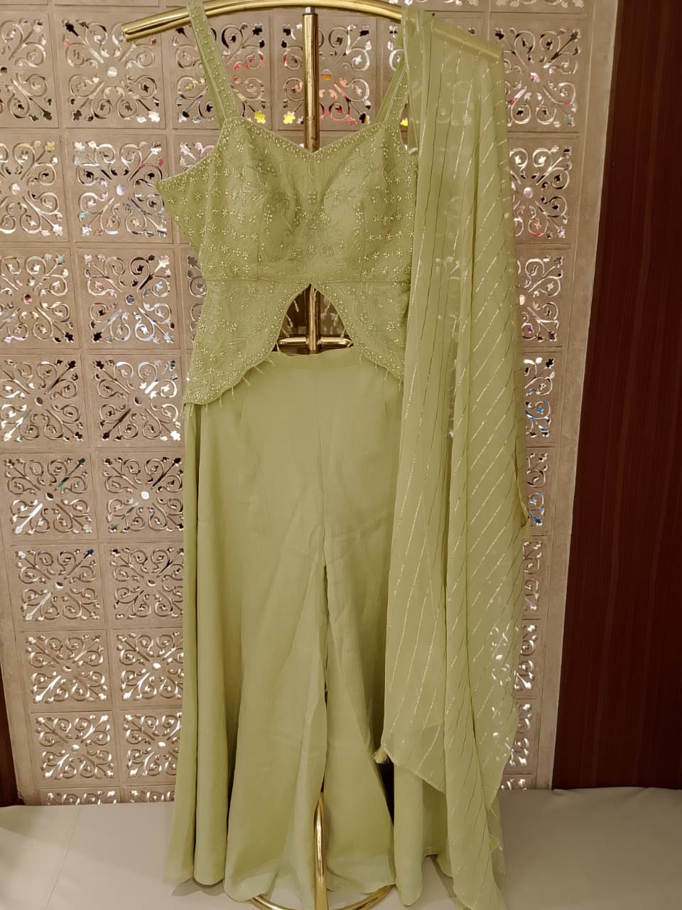INDO-WESTERN FESTIVE OCCASSION PARTY WEAR OUTFIT
