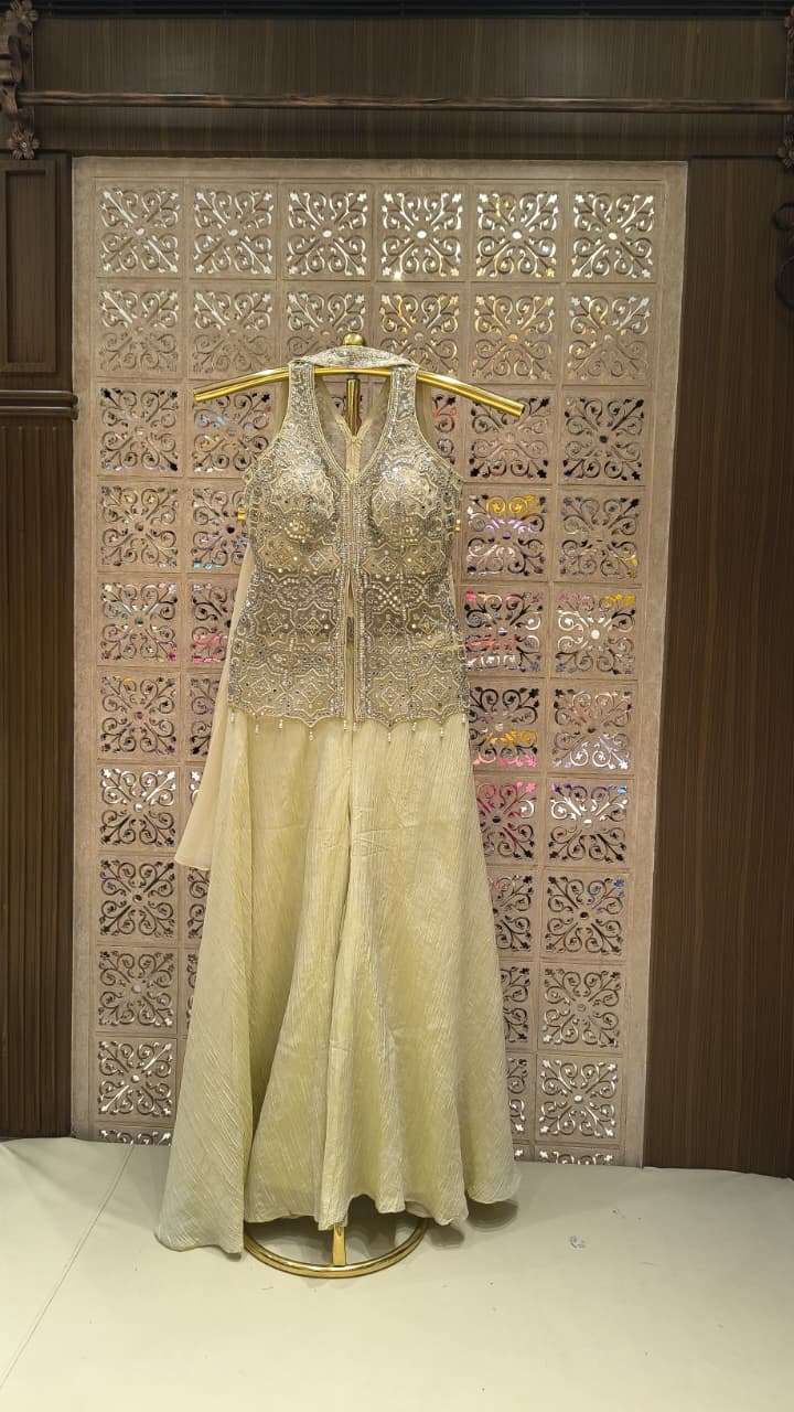 INDO-WESTERN FESTIVE OCCASSION PARTY WEAR OUTFIT