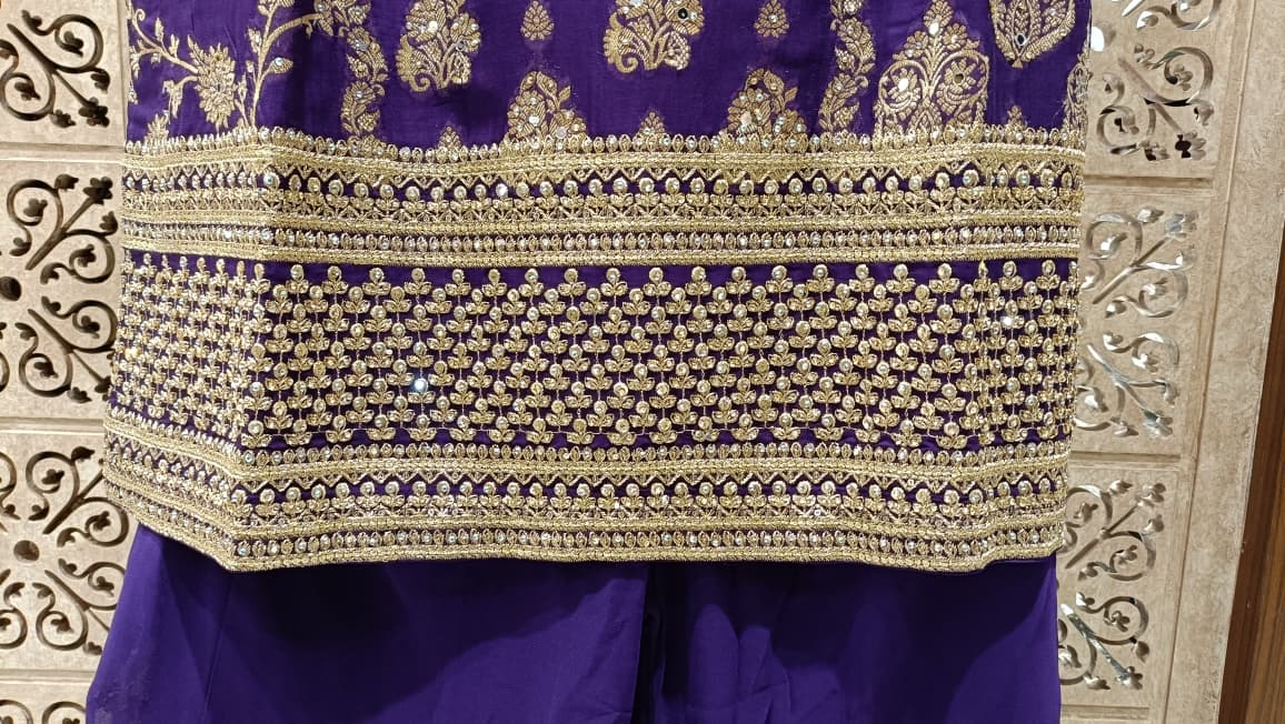 FESTIVE OCCASSION PARTY WEAR OUTFIT