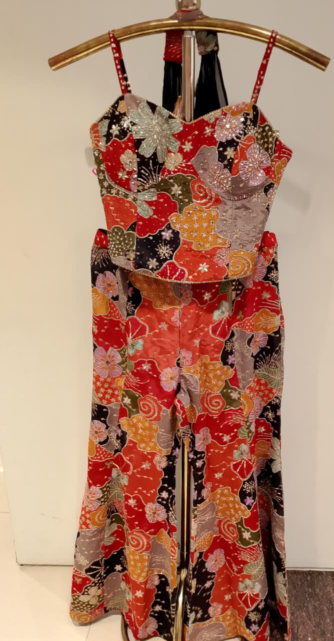 INDO-WESTERN FESTIVE OCCASSION PARTY WEAR OUTFIT