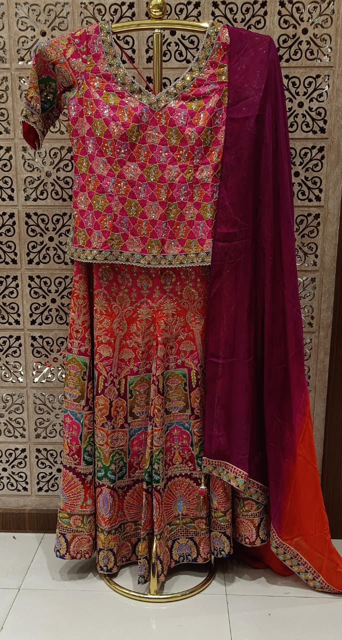 MEHENDI,HALDI FESTIVE OCCASSION PARTY OUTFIT